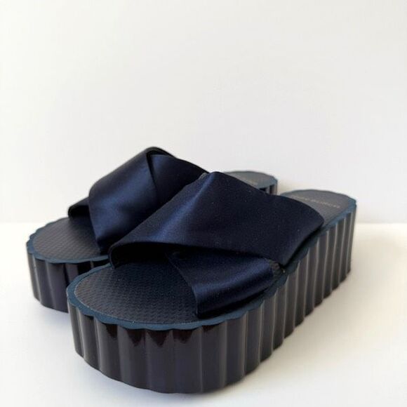 Tory Burch Satin Scalloped Platform Wedge Slide Sandals - Picture 1 of 6